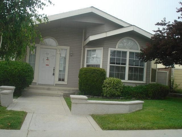 1st image of 27823 Sunrise Ln