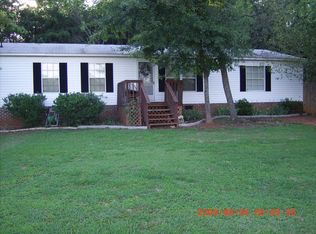 77 Edith Dr, Taylors, SC 29687