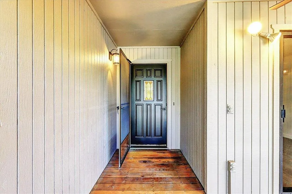 3 bed, 1687 sqft, $2,900 — Photo 3