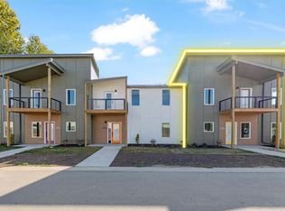 99 S 24th St, Council Bluffs, IA 51501