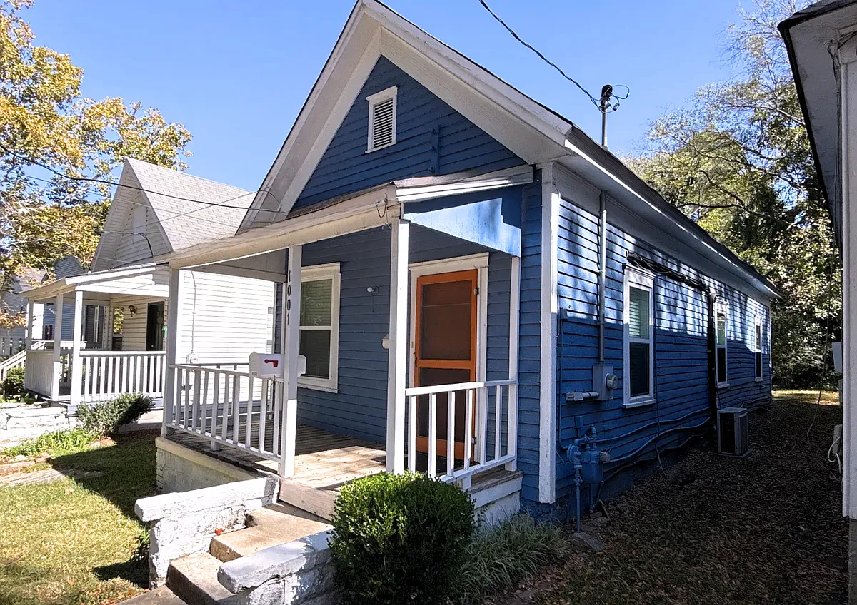 Building Photo - 1001 Curran St NW #1