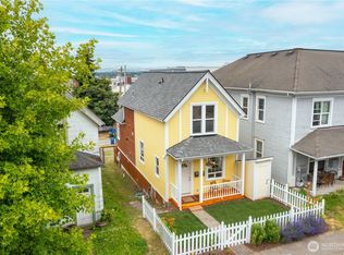1007 N Forest St, Bellingham, WA 98225