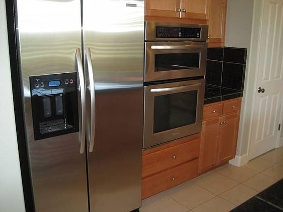 4th image of 368 McAllister Dr