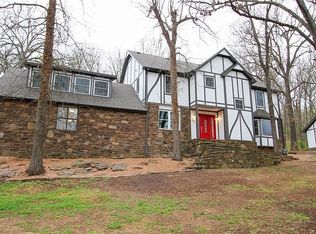 385 N Vaughan Rd, Fayetteville, AR 72701