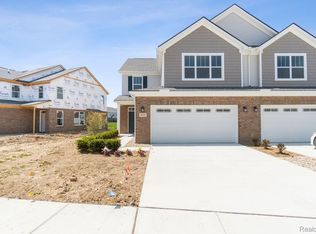 8652 Grove St, Washington, MI 48094