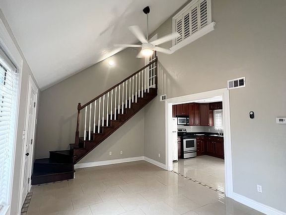 4th image of 1889 Belle Vue Way #6