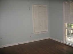 5th image of 3704 Bellaire Dr N