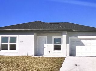 3018 29th St SW, Lehigh Acres, FL 33976