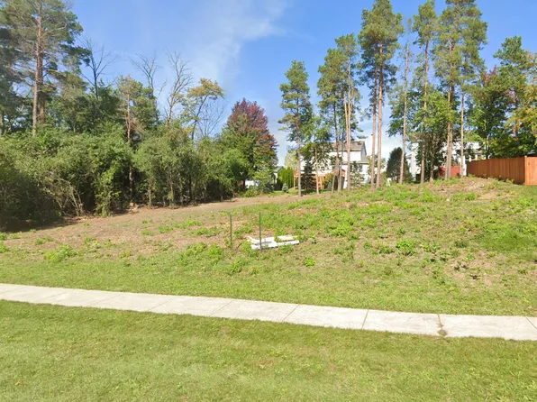 52 Burnette Dr, Antioch, IL 60002