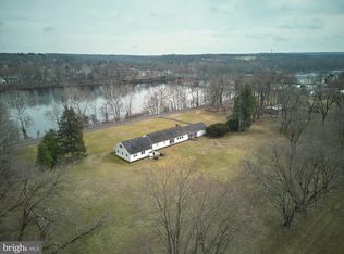 1089 River Rd, Erwinna, PA 18920