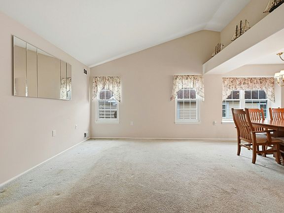 5th image of 2 Kismet Ct