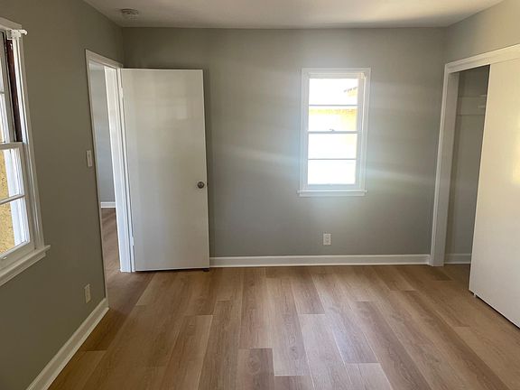 5th image of 2105 Peyton Ave #2105