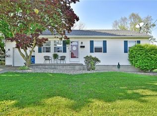 807 Poland Ave, Struthers, OH 44471