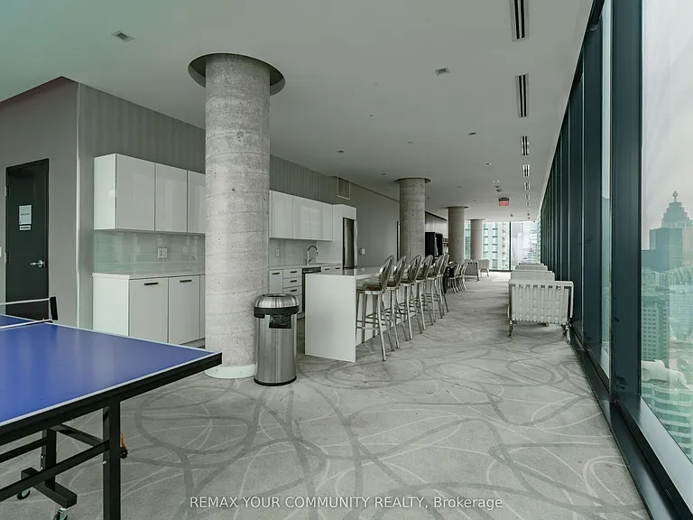 11 Charlotte St #204 — Photo 30