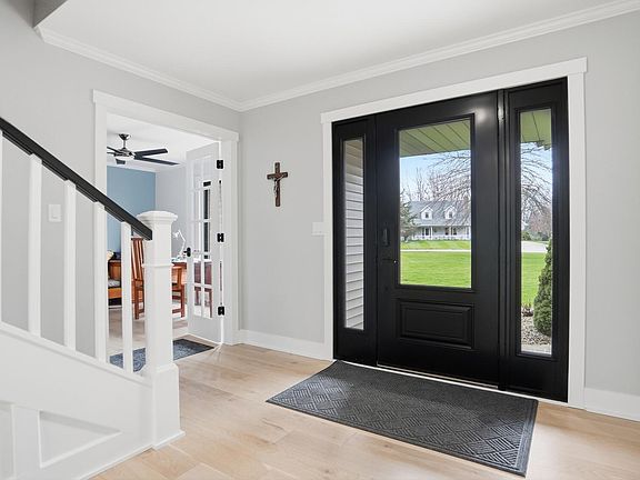5th image of 1213 Hidden Brook Dr