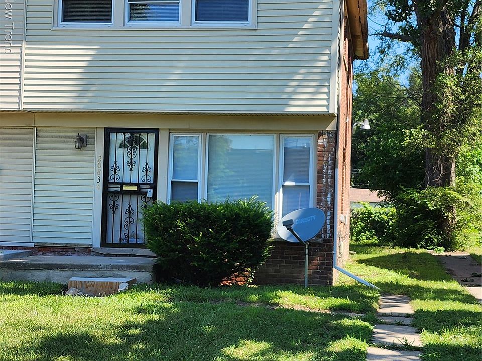 1st image of 20834 Pembroke Ave