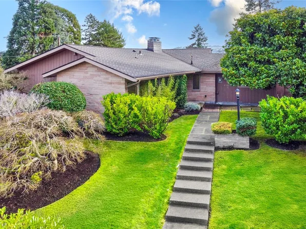 4022 93rd AVE SE, Mercer Island, WA 98040