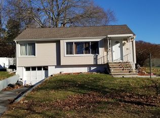 24 White St, Groton, CT 06340
