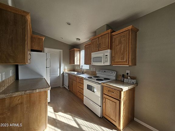 4th image of 8700 E University Drive #352