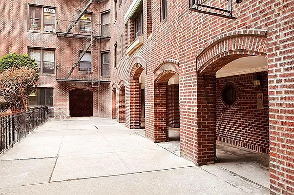 Rented by Reliance USA Inc | media 3