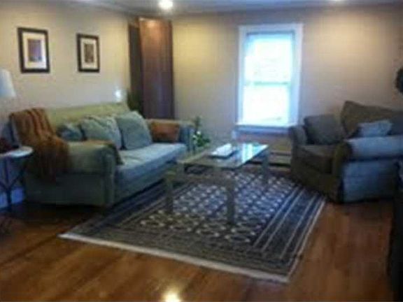 5th image of 45 Glendale Dr