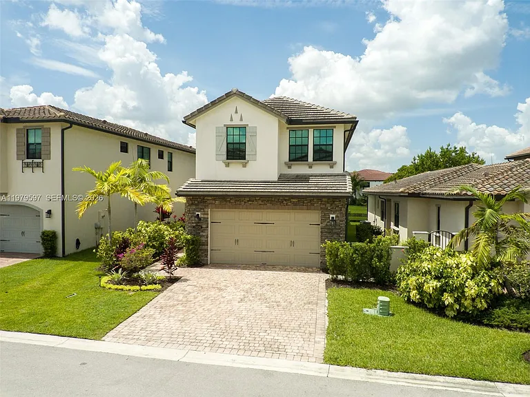 11826 SW 13th Ct — Photo 48