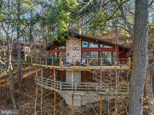 195 Hillside Ct, Basye, VA 22810