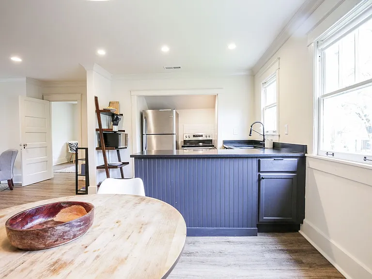 233B Chapel Ave — Photo 10