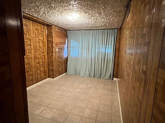 3rd image of 465 Olmstead Ave #1