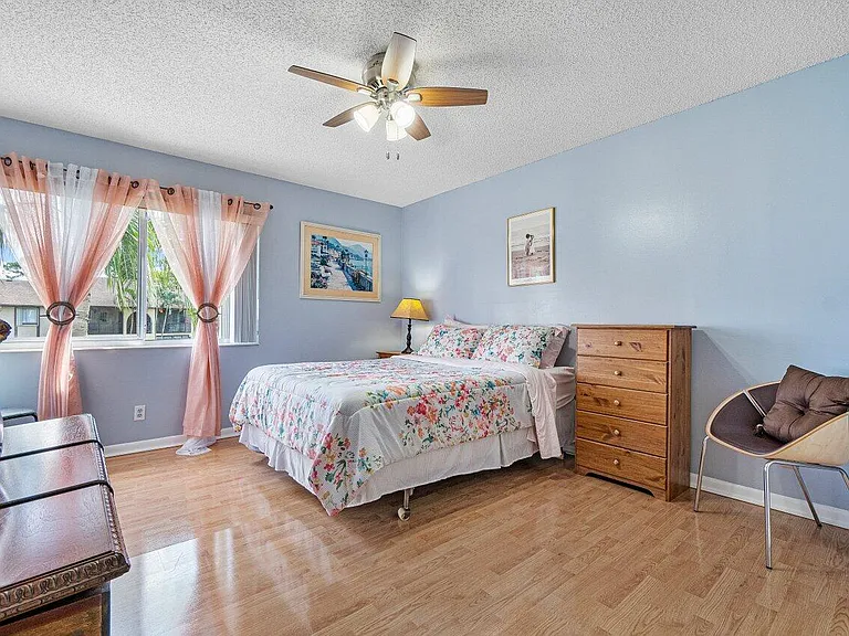407 Pine Glen Ln #B-1 — Photo 12