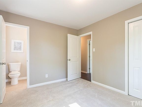 5th image of 2843 Beechwood Dr