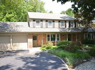 300 Westwood Dr, West Deptford, NJ 08096