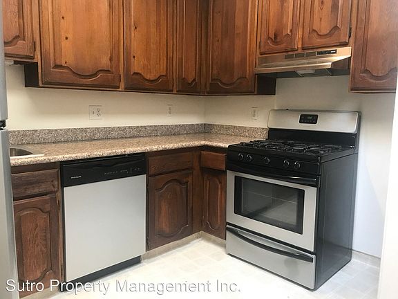 4th image of 1445 Eddy St APT 13
