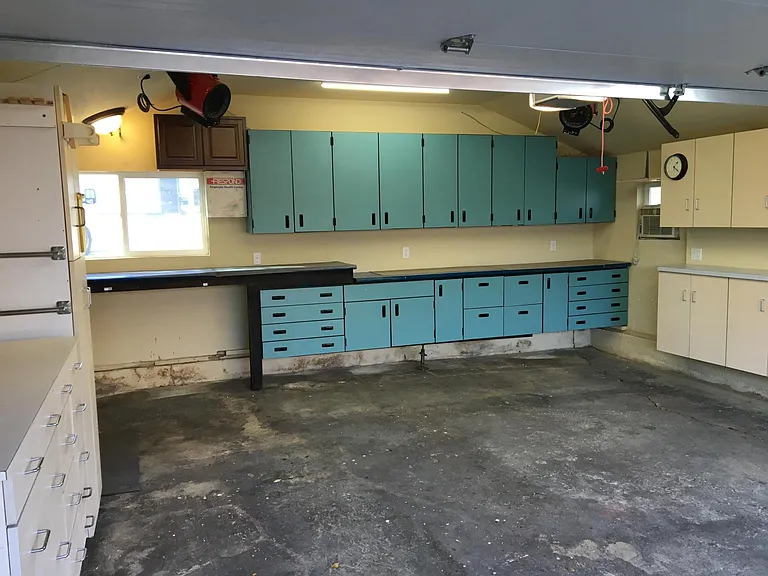 1237 Main St — Photo 33