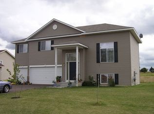 240 Pintail Dr, Hammond, WI 54015