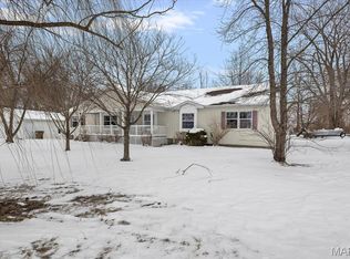 13560 Gilmore Rd, Auburn, IL 62615