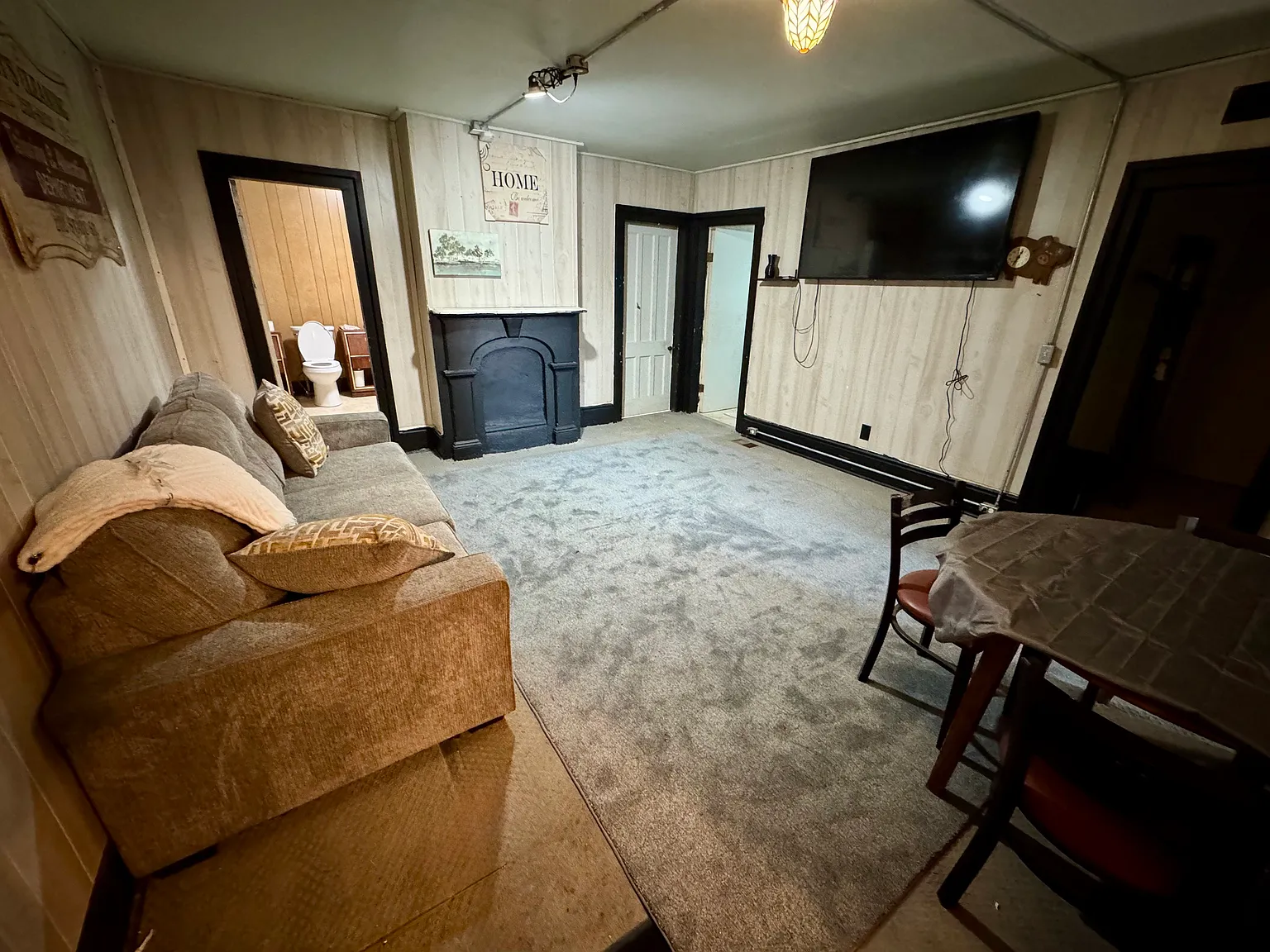 2 bed, 1920 sqft, $1,700 — Photo 3