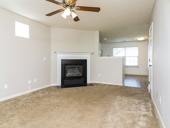 5th image of 141 Oak Grove Pl