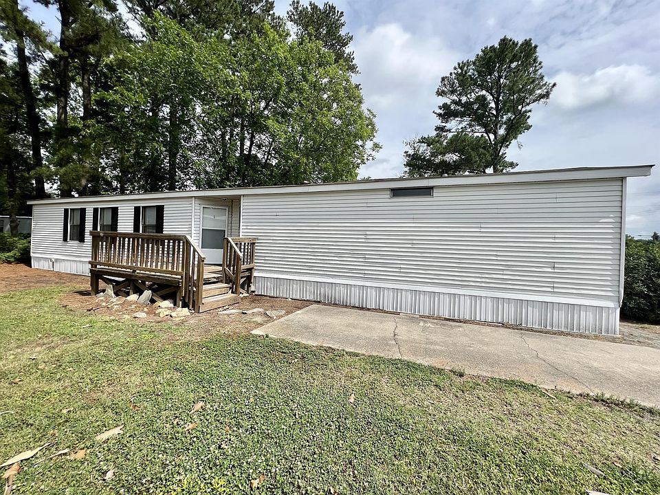 1st image of 300-04 Ricks Rd