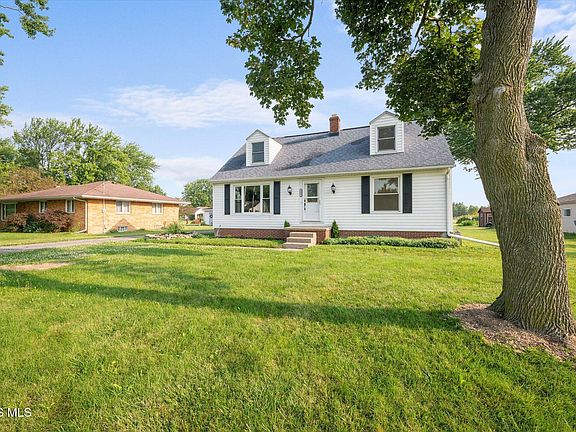 3rd image of 5837 Seaman Rd