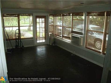 4th image of 1441 NW 6th Ave