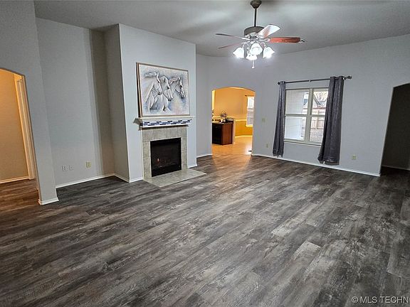 3rd image of 20317 E 43rd Pl S