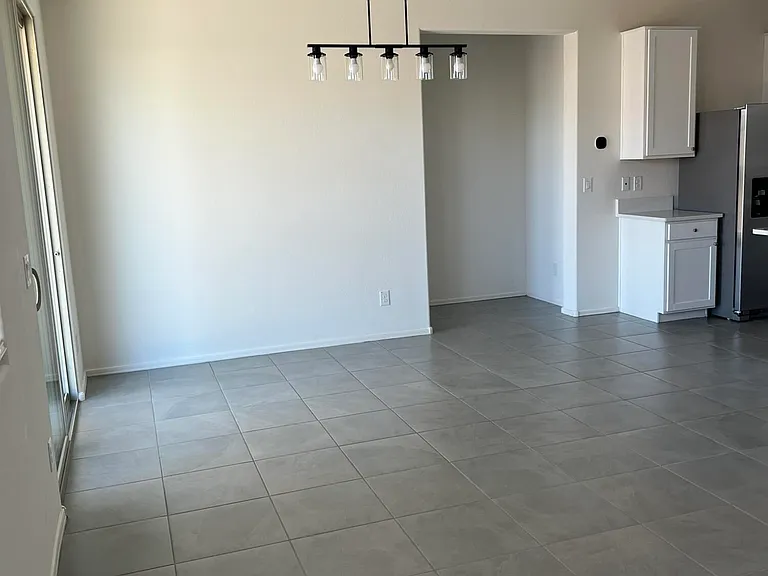 1515 W Pima Ave — Photo 14