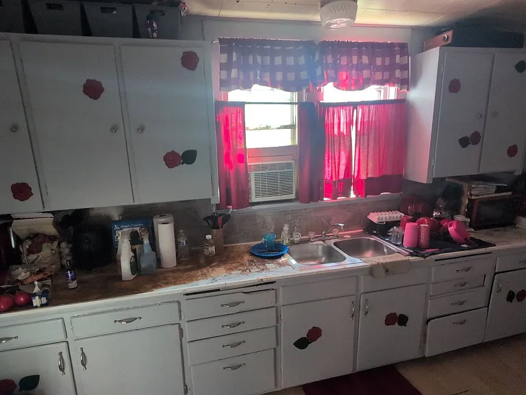 416 D St NE — Photo 4