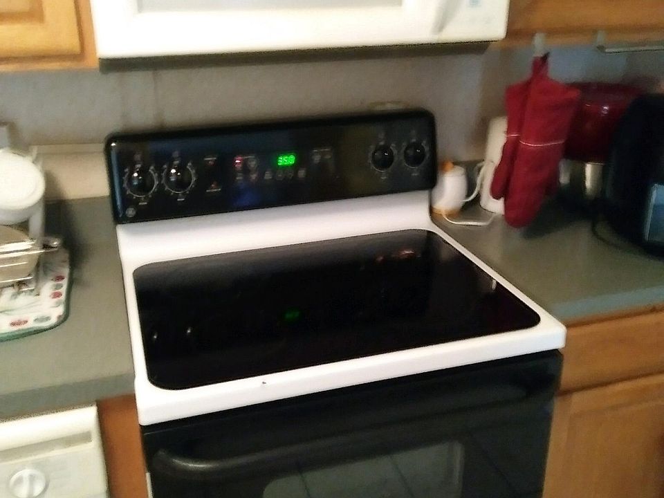 2nd image of 1745 S Hawthorne Rd #1745