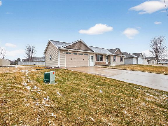 3rd image of 2475 Haas Rd
