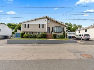 115 Oakwood Ave, Revere, MA 02151