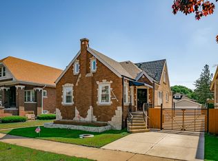 1833 Cuyler Ave, Berwyn, IL