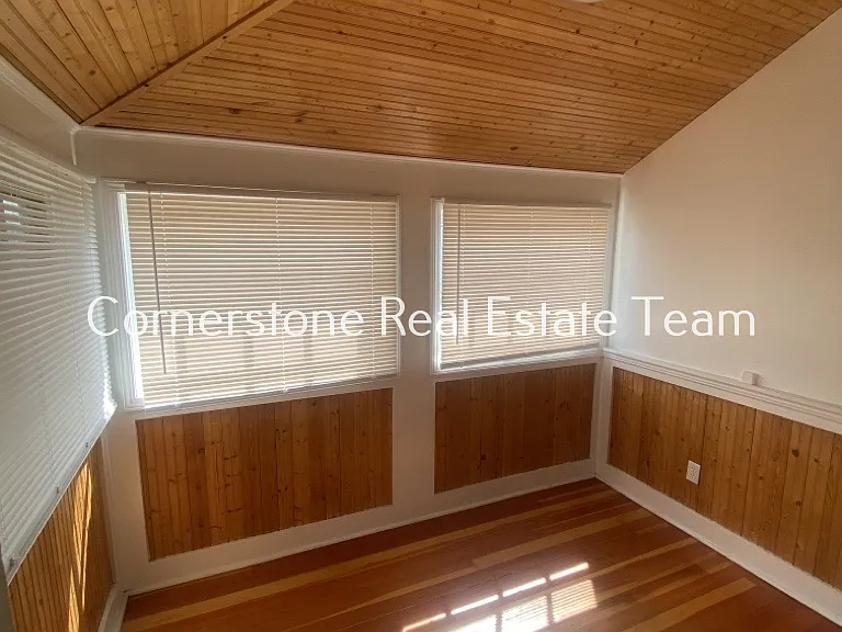 208 E Uintah St #204 — Photo 11