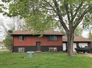 1005 S Fairway Dr #1/2, Sparta, WI 54656